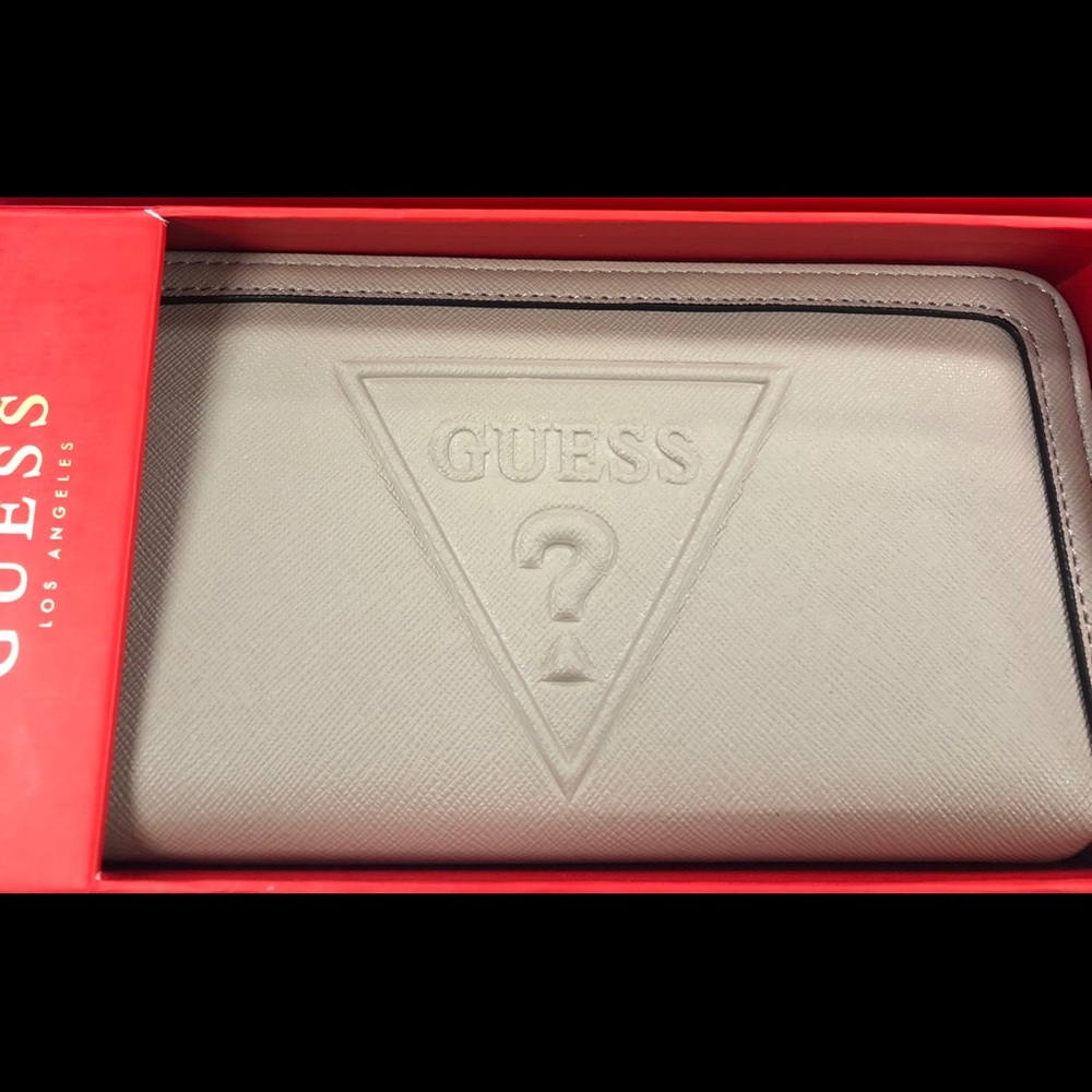 Guess Wallet